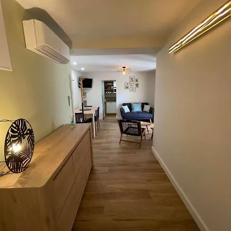 Au Point Du Jour - Carcassonne, De La Cavayere Carcasona