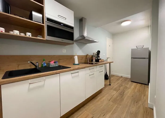 Au Point Du Jour - Carcassonne, De La Cavayere Apartamento *
